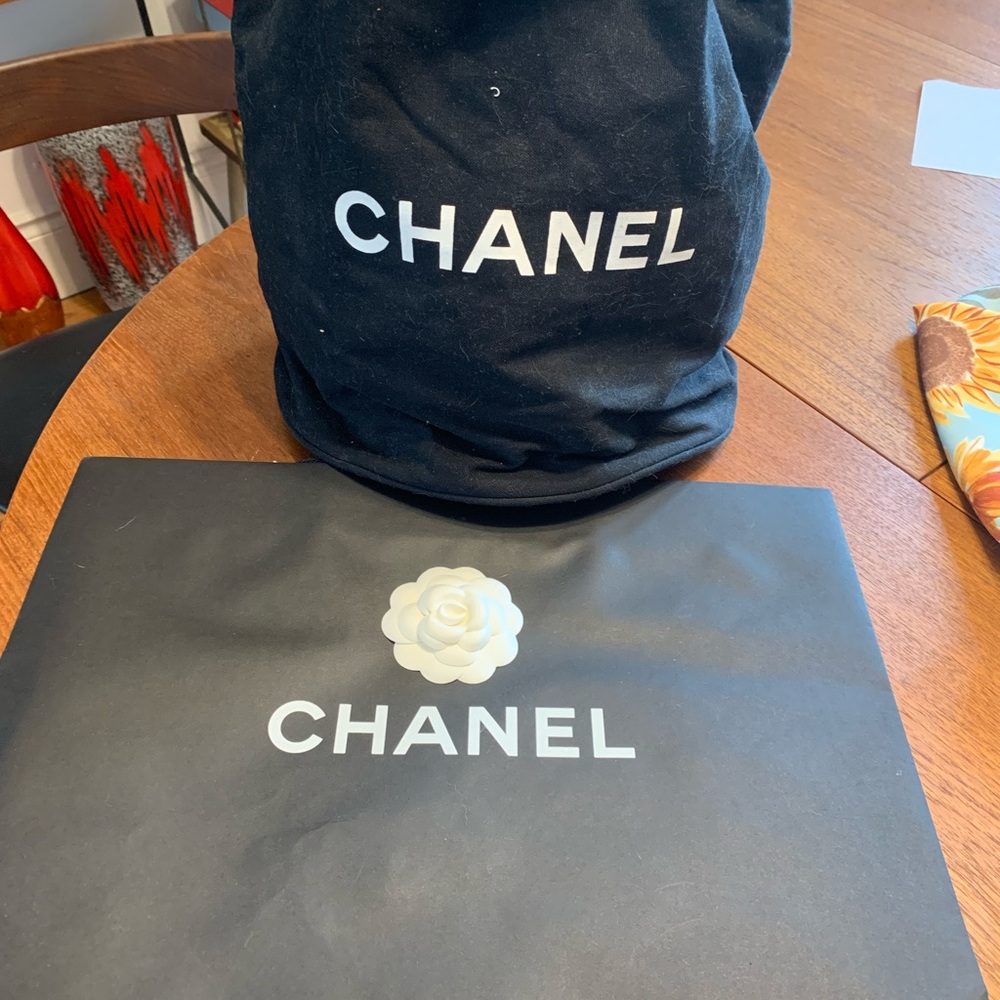 CHANEL Beauty Beach Bag